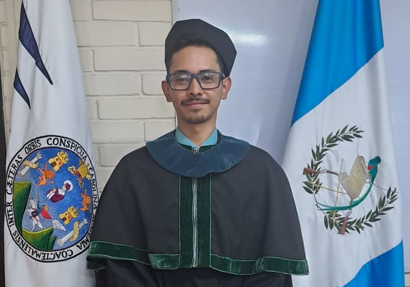 Graduación Jackson Argueta