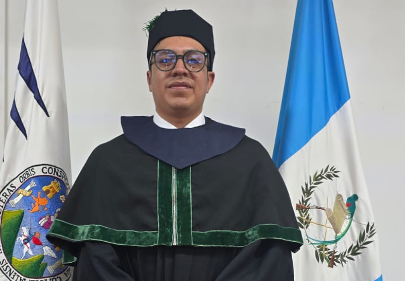 Graduación Luis Tavico
