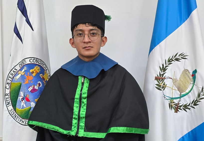 Graduación Edgar Montejo