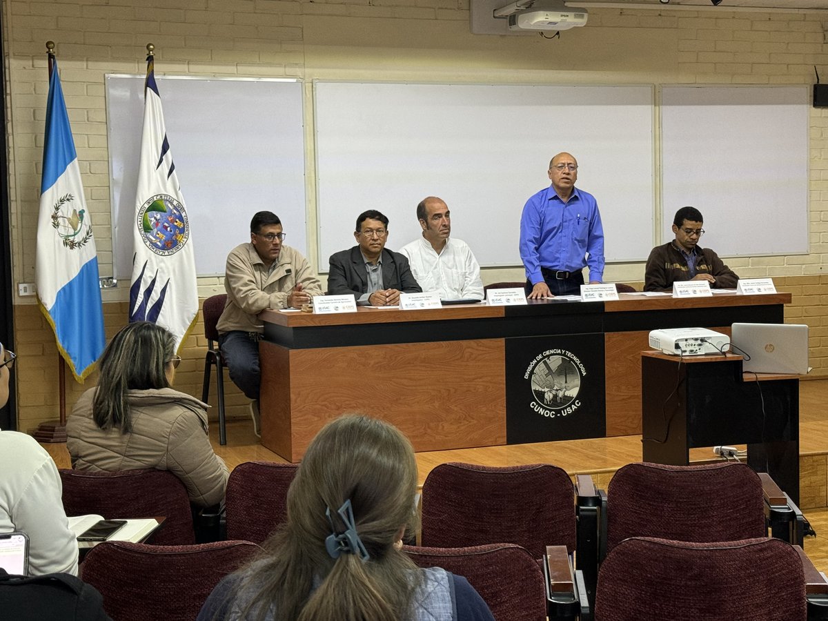 Visita del Centro Internacional de Estudios Políticos y Sociales de Panamá