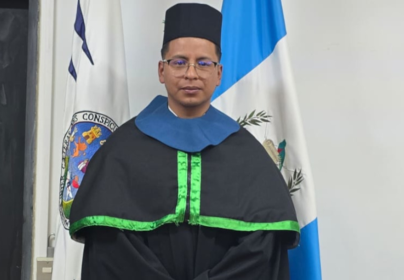 Graduación Julio Aguilar