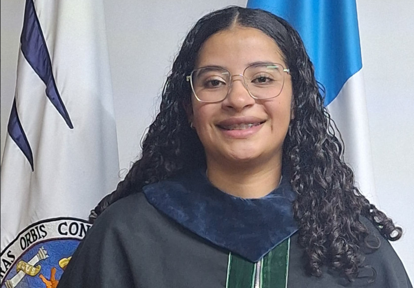 Graduación Ana Zuñiga