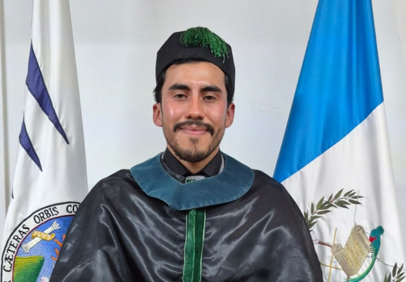 Graduación Fernando Morales